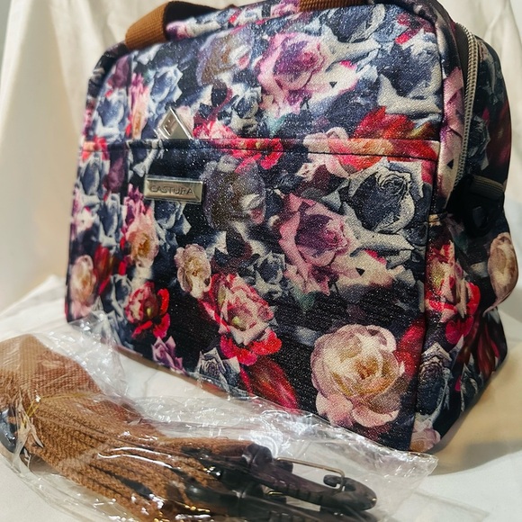 NWT Castura Insulated Handbag/Tote – For Women or Men - Picture 2 of 6